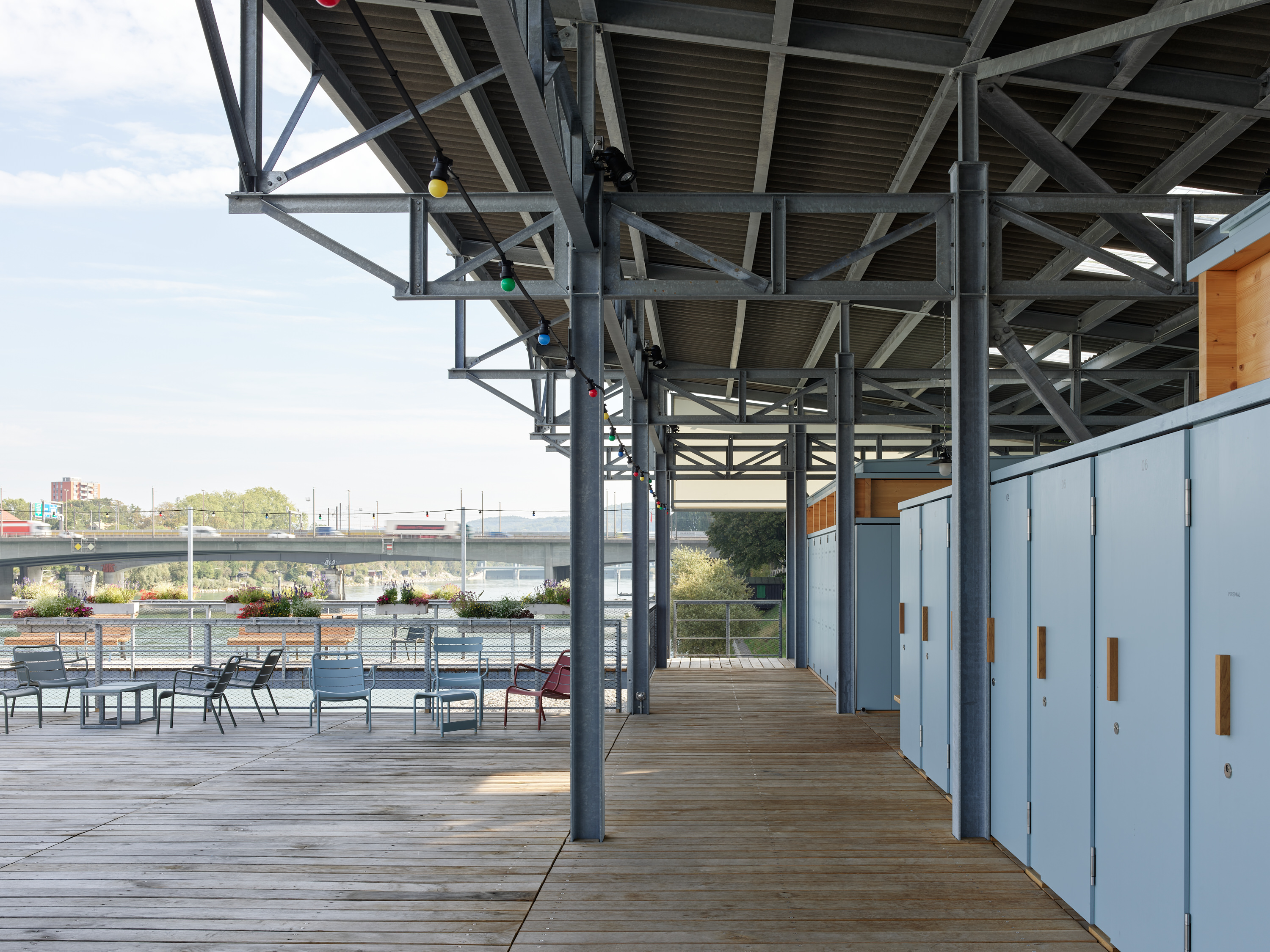 Ahp0095 AIQ4 019544 J3